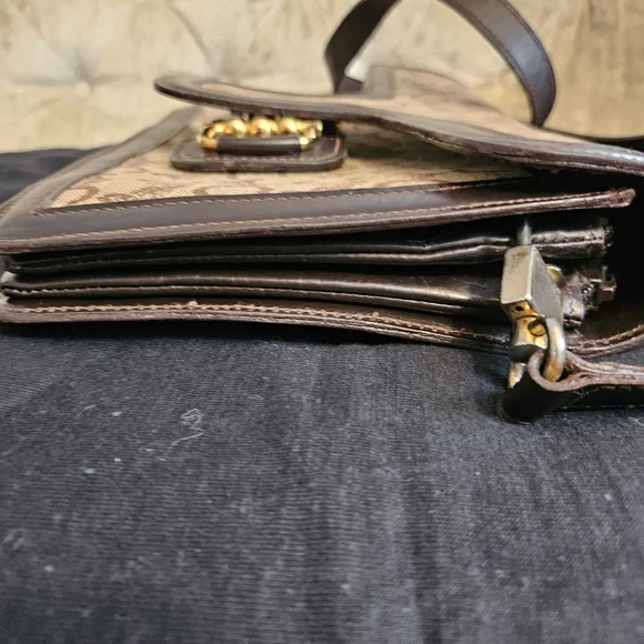 RARE AUTHENTIC Vintage Celine Tripple horsebit logo . - Picture 10 of 13